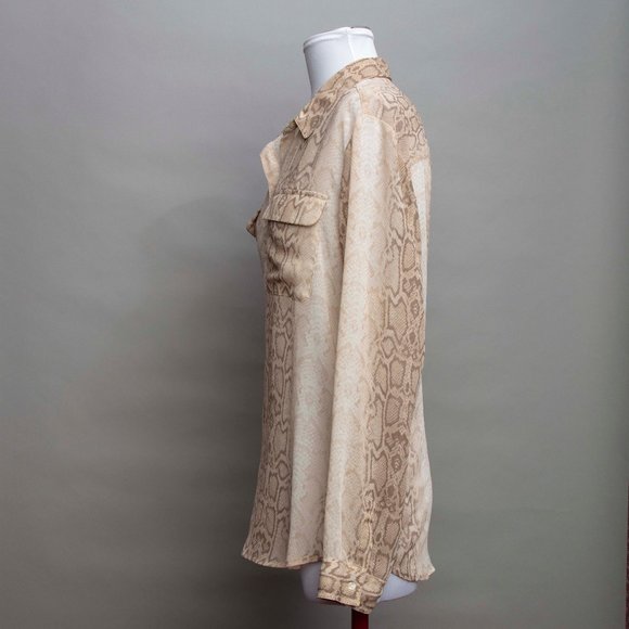 Chiffon Snake Pattern Button top beige XL - Picture 3 of 7